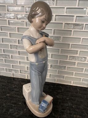 Lladró "Little Mechanic" (Model #4897) figurine in excellent condition